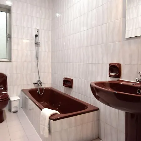 Bright & Spacious 2 Bedroom With Marina View Апартаменты