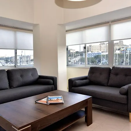 Bright And Spacious 2 Bedroom With Harbour View - 3 Apartment Msida