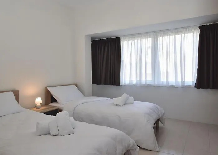 Bright & Spacious 2 Bedroom With Marina View * Msida