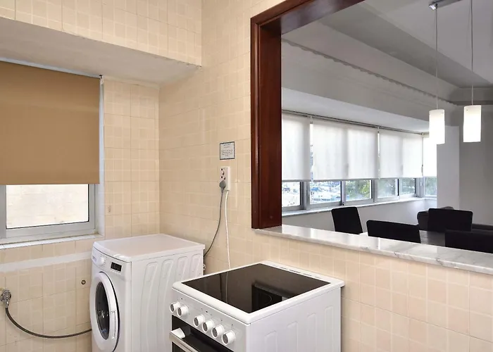 Apartment Bright & Spacious 2 Bedroom With Marina View